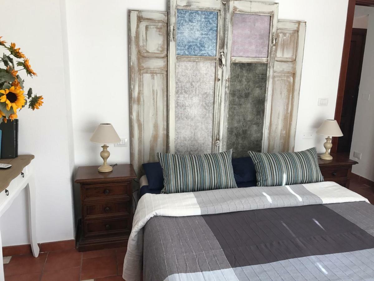 Le Case Del Mare Porto San Paolo  Eksteriør bilde
